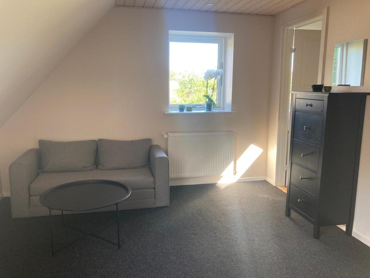 Residens Svalhoj Pensionat Hasle Exteriör bild